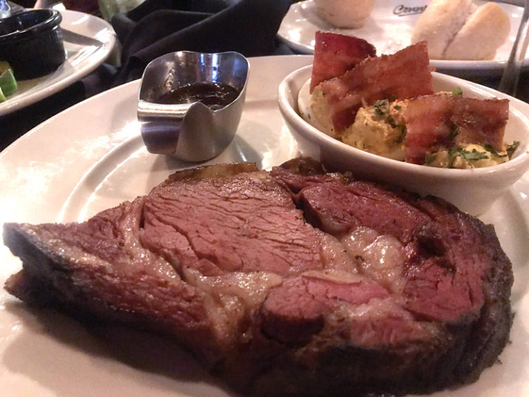 ハンツビルの高級ステーキ＆シーフードレストランConnors Steak & Seafood（コーナーズ）