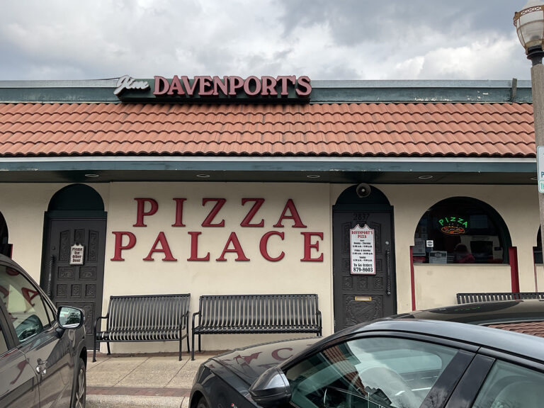 Birmingham/Davenport’s Pizza Place 老舗のピザ屋